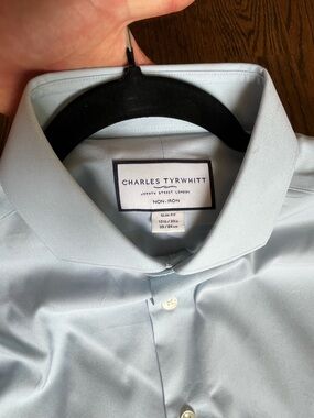 Charles Tyrwhitt 15.5 / 39 (Slim) Light Blue preformance Slim Fit Dress Shirt